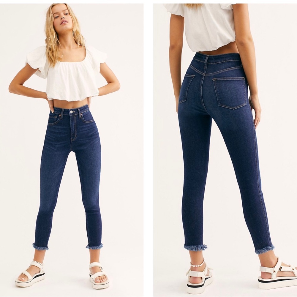 Free People Raw High Rise Jegging in Deep Indigo Size 25